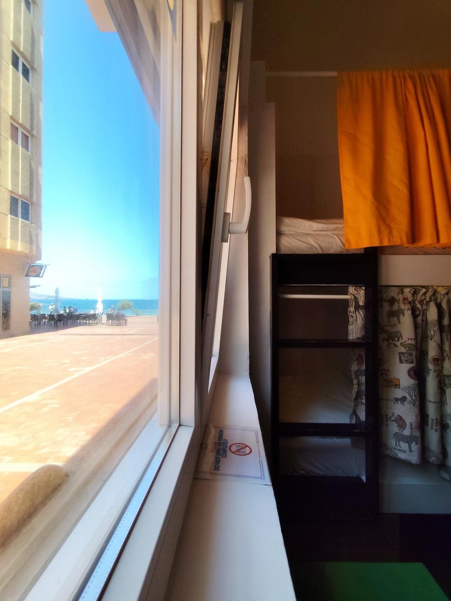 La Ventana Azul Surf Hostel Лас-Пальмас-де-Гран-Канария Экстерьер фото
